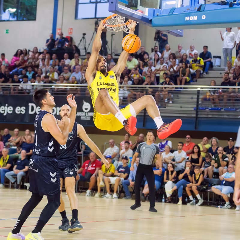 Tenerife frena el invicto del Bilbao en prórroga
