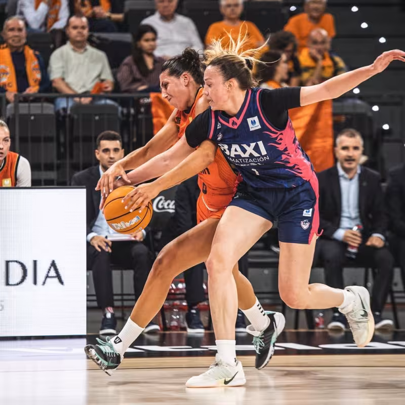 Valencia arrolló a Ferrol con parcial de 37 puntos