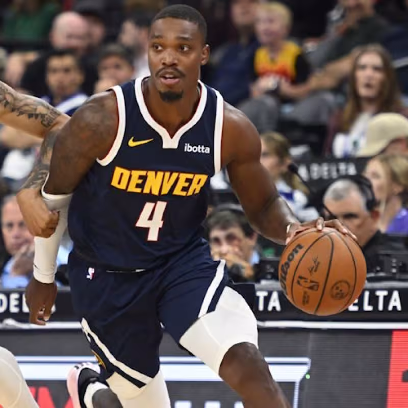 Walker regresa a Europa: Besiktas en la carrera