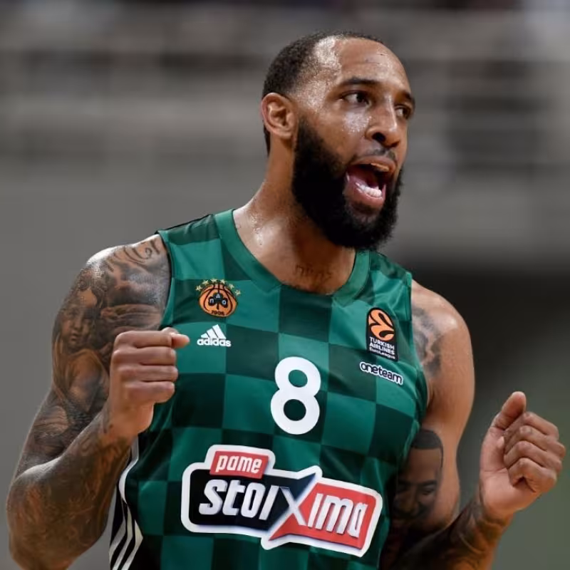 Williams returns to Europe with AEK Athens.