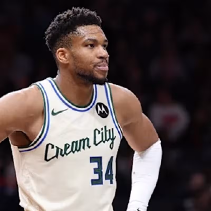 The reason that makes Giannis' signing with the Cavs impossible.