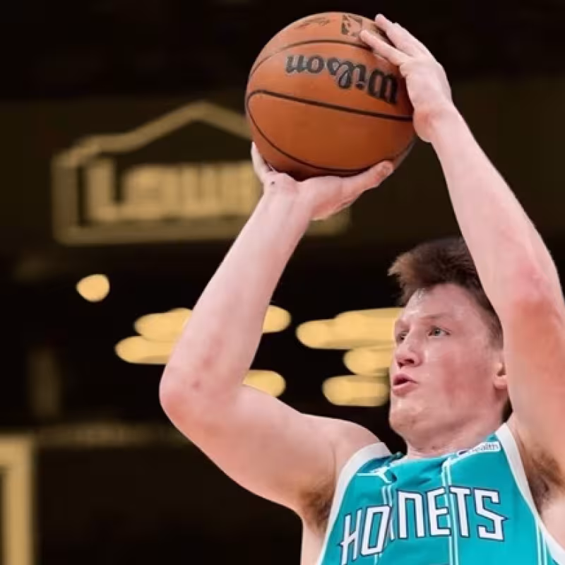 ¡Kon Knueppel hace historia en la NBA! Este es el récord que ha batido