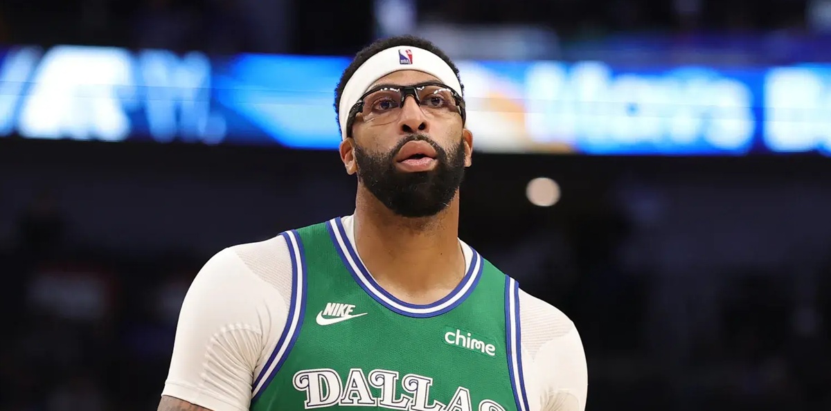 Anthony Davis, estrella de Dallas Mavericks