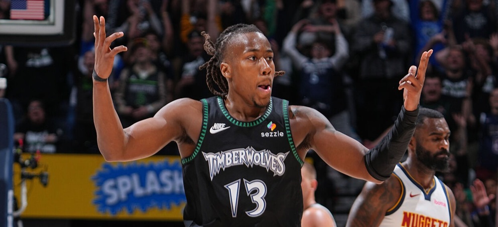 Ayo Dosunmu, jugador de Minnesota Timberwolves.