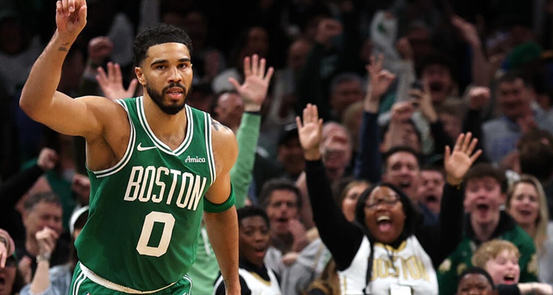 Jayson Tatum, estrella de Boston Celtics.