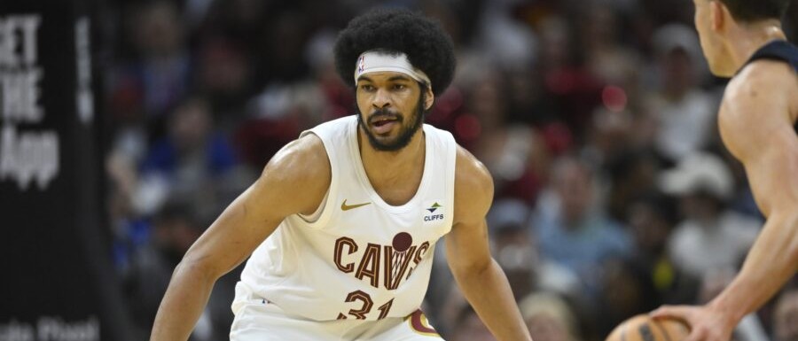 Jarrett Allen suena para Los Angeles Lakers