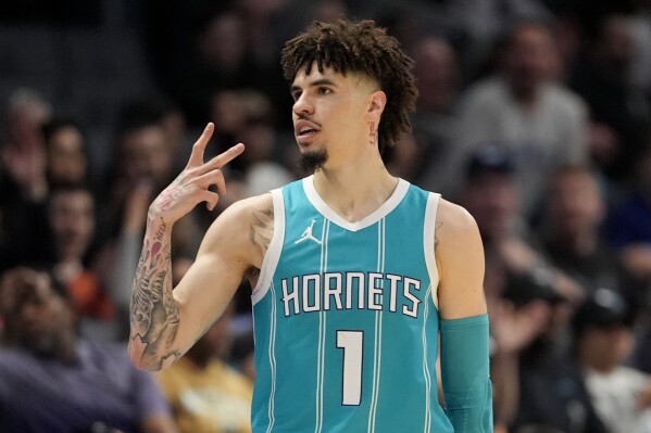 LaMelo Ball es uno de los mejores bases de la NBA