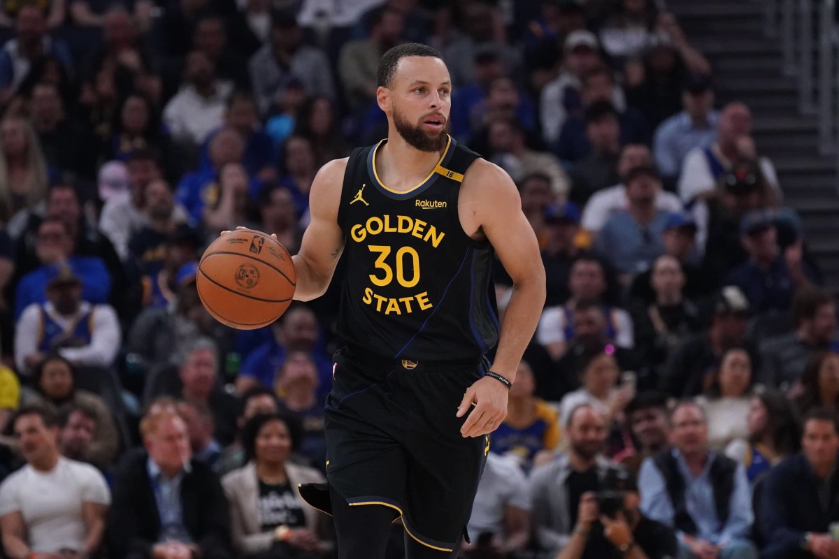 Stephen Curry will be the highest-paid player in the NBA in the 2025/26 season