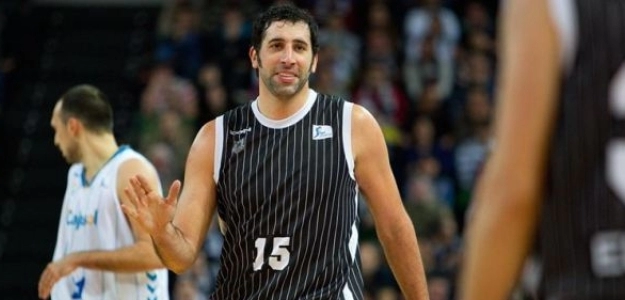 Alex Mumbrú desmiente la huelga en el Bilbao Basket