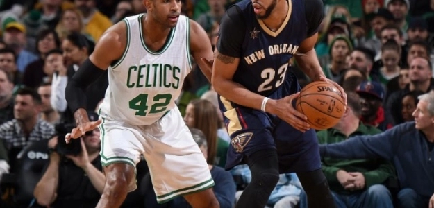 Anthony Davis en un partido contra Boston Celtics.