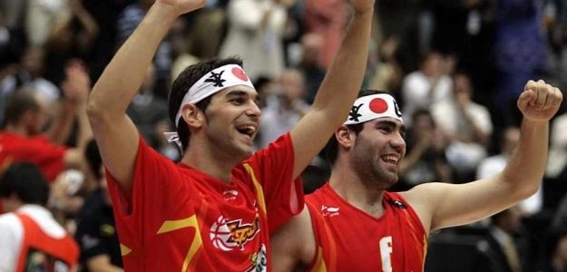 Calderón celebrando el Mundial de Basket del 2006. Foto: fiba.com