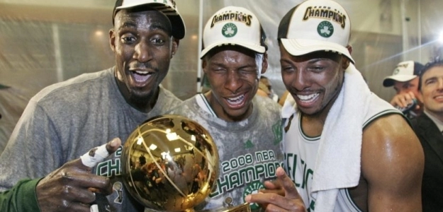 Garnett, Allen y Pierce, celebrando el título de 2008.