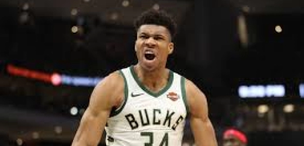 Antetokounmpo ya recibió el premio en la última temporada. Foto: nba.com