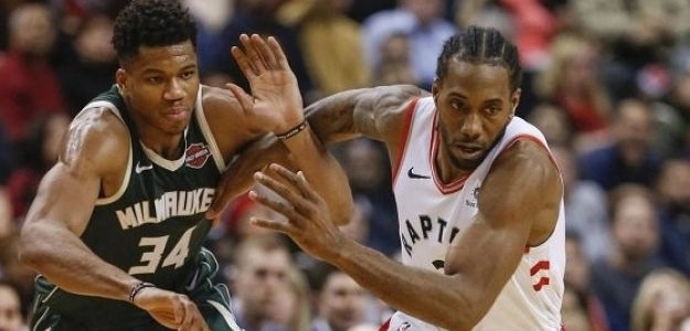 Giannis Antetokounmpo y Kawhi Leonard durante la última Final de Conferencia.