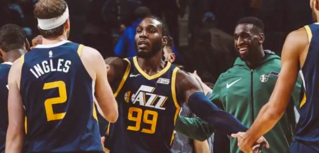 Ingles y Crowder, jugadores de Utah Jazz.