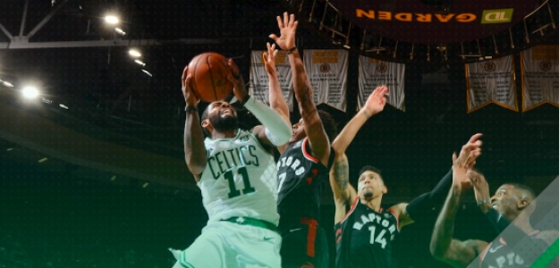 Kyrie Irving lideró a los suyos ante los Raptors.