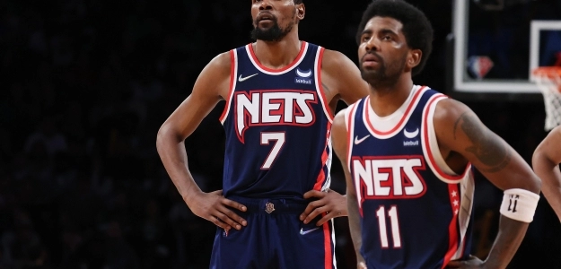 Kevin Durant y Kyrie Irving, jugadores de Brooklyn Nets.