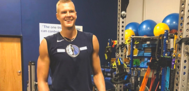 Kristaps Porzingis, jugador de Dallas Mavericks. 