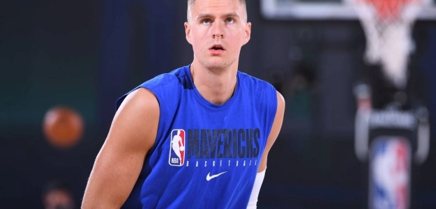 Kristaps Porzingis, recuperación física, objetivos Dallas Mavericks. Foto: gettyimages