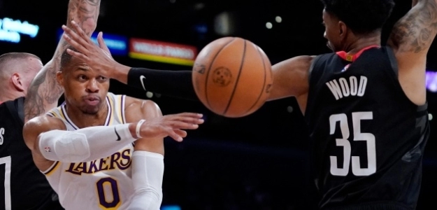 Lakers ganan a Rockets. Foto: gettyimages