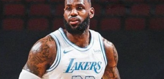 Lebron James, lucha Lakers play-in. Foto: gettyimages