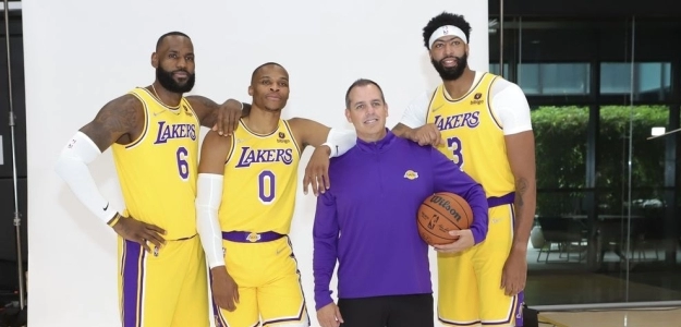 Los Angeles Lakers, principal favorito para dominar la Conferencia Oeste.