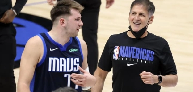 Mark Cuban y Luka Doncic, en Dallas Mavericks. 