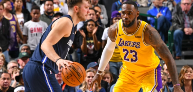 Luka Doncic y LeBron James, estrellas de la NBA. 