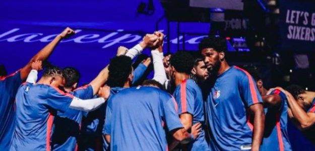 Triunfo de los Sixers para ser primeros.