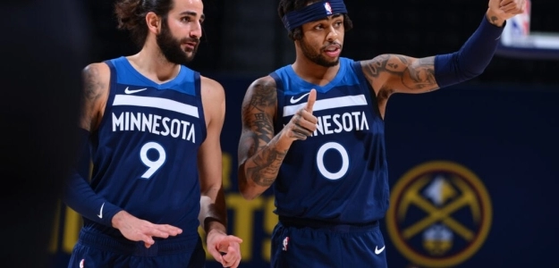 Ricky Rubio y D'Angelo Russell, jugadores de Minnesota Timberwolves.