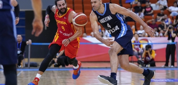 Ricky anotó 25, su máxima en la selección. Foto: @SeleccionESP