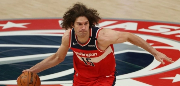 Robin Lopez suena para reforzar a Golden State Warriors. 