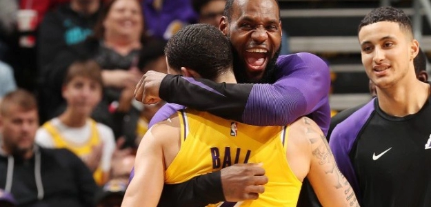 Lonzo Ball y LeBron James en Los Angeles Lakers.