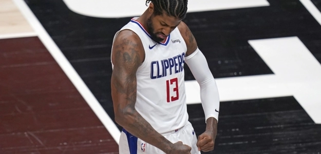 Paul George en un partido con Los Angeles Clippers.