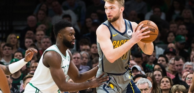 Sabonis y Brown en un Celtics-Pacers.