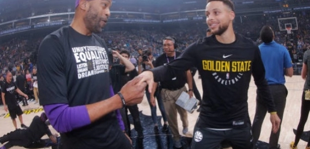 Vince Carter y Stephen Curry.