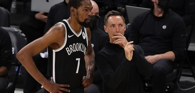 Steve Nash, entrenador de Brooklyn Nets.