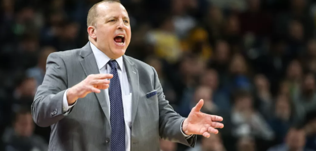 Tom Thibodeau, favorito para entrenar a los Knicks.