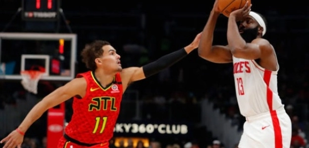 Trae Young y James Harden, jugadores de Atlanta Hawks y Houston Rockets.