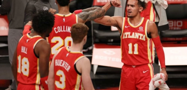 Trae Young en un partido con los Atlanta Hawks.