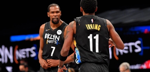 Kevin Durant y Kyrie Irving, con los Brooklyn Nets