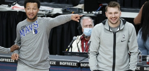 Jalen Brunson y Luka Doncic, compañeros en Dallas Mavericks de 2018 a 2022