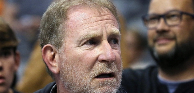 Robert Sarver, propietario de los Suns de 2004 a 2022