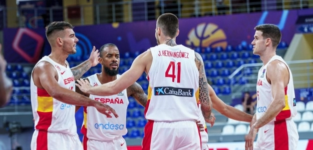 España gana a Bulgaria en Eurobasket 2022. Foto: gettyimages