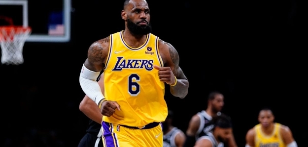 LeBron James, estrella de Los Angeles Lakers.