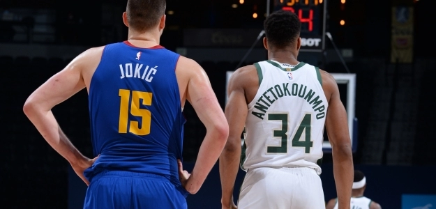 Nikola Jokic y Giannis Antetokounmpo, dos de los mayores candidatos al MVP 2023