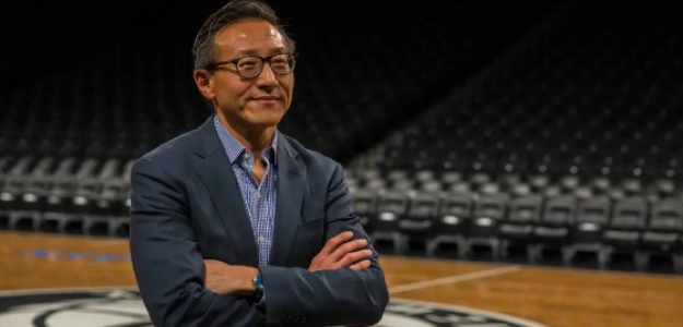 Joe Tsai, propietario de Brooklyn Nets, se ha echado atrás con respecto a Udoka. 