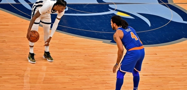 Ja Morant, defendido por Derrick Rose