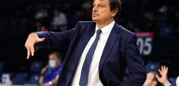 Ergin Ataman, entrenador del Anadolu Efes