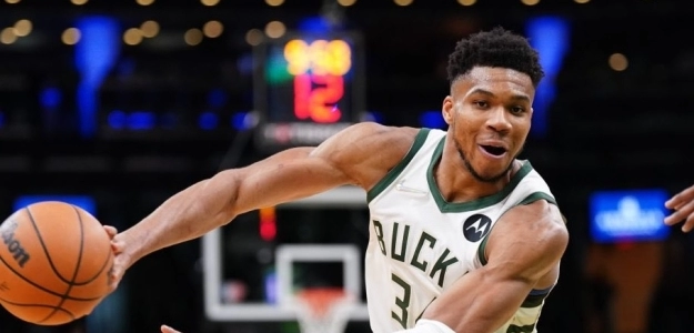 Giannis Antetokounmpo, estrella de Milwaukee Bucks.